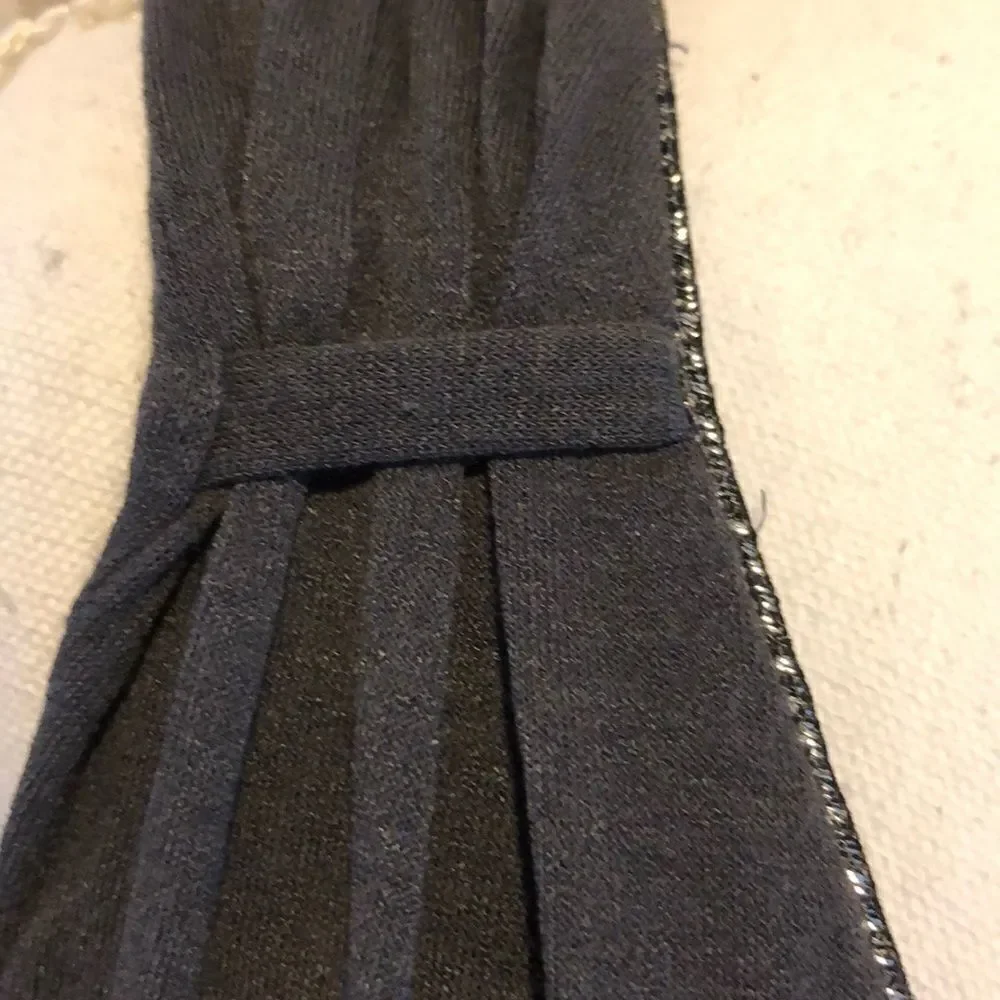 Ella Moss Dark Gray V Neck Flowy Tank Top